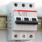 Автоматический выключатель ABB S203-B10 Автоматический выключатель ABB S203-B10