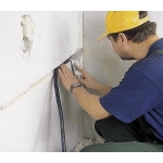 Штробление стен (бетон)